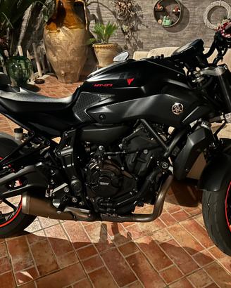 Yamaha MT-07 2017 A2 depo libretto