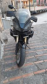 Triumph 1050