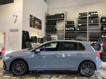 Cerchi NUOVI Volkswagen Golf raggio 18 cod.1844