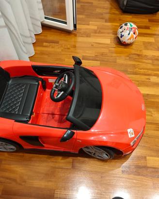 auto giocattolo