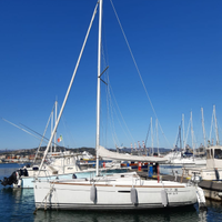 First 21.7 s beneteau