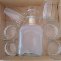 Bottiglia liquore + 6 bicchieri