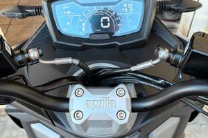 Aprilia 125 sr gt automatico 