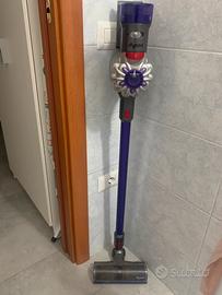Dyson v8