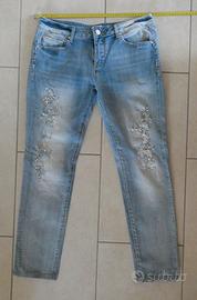 Fracomina jeans con strappi e perle