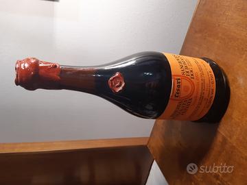 Bottiglia vino SanGiovese Cesari 1975 collezione