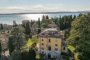 Bilocale esclusivo nella storica villa di Maria Ca