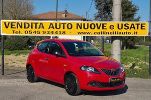 Lancia Ypsilon 1.0 FireFly Hybrid Silver
