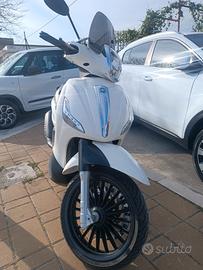Piaggio Beverly 300