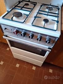 Cucina Gas indesit 