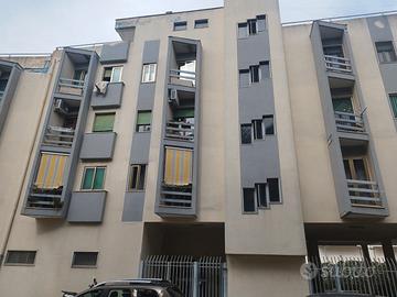 Q.re Paolo VI-Via De Gasperi Ampio 3 Vani