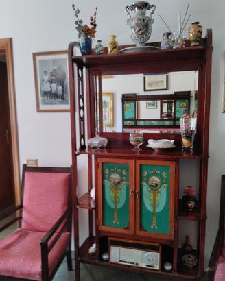 salotto di antiquariato in stile liberty 