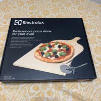 SET PER PIZZA  NUOVO MAI USATO