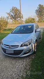 Opel astra j 1.4 gpl