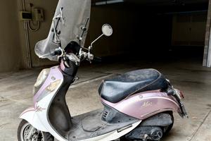 Sym mio 100