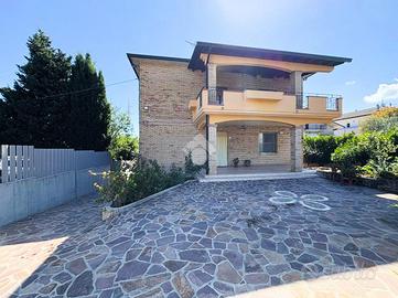 VILLA SINGOLA A LANCIANO