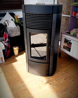Stufa a Pellet Idro MCZ Musa Hydromatic 16kW