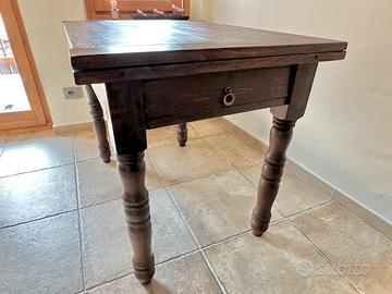 Tavolo a libro antico