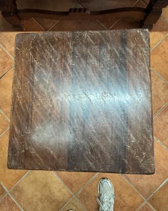 Tavolino rustico in legno massiccio