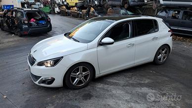 PEUGEOT 308 2015 SOLO PER RICAMBI