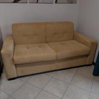 Divano letto 2 posti. 