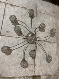 Lampadario a luci LED