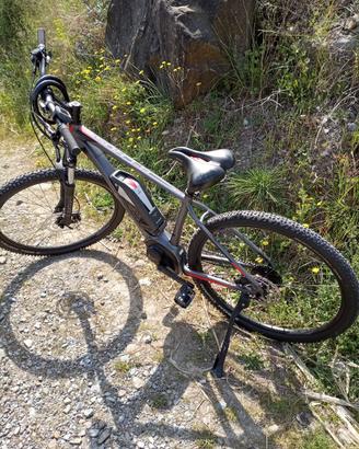 Bici elettrica B’Twin