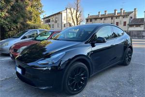 Tesla Model Y RWD
