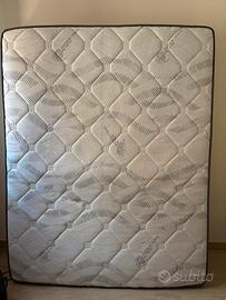 Materasso 1000 molle insacchettate come nuovo