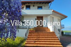 Villa vicino al mare. Venezia 60 km