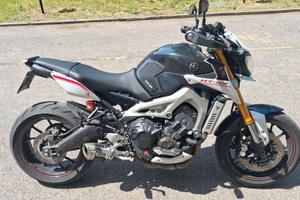 MOTOCICLO Yamaha MT09