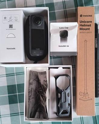 Action Cam Insta360 X4 + Accessori
