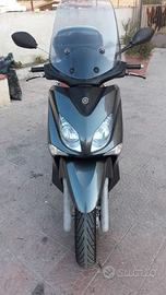 Yamaha x-city 250