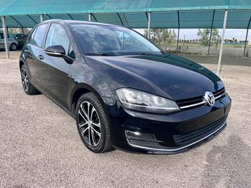 Volkswagen Golf 1.6 TDI 110 CV 5p. Lounge BlueMoti