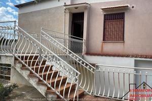 Villetta a Partinico (Rif.1427)