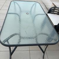 Tavolo da esterno con 6 sedie e ombrellone