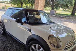 Mini Cooper R56 1.6  120 CV