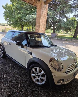 Mini Cooper R56 1.6  120 CV