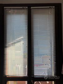 2 Tende veneziane in alluninio 45x130 bianco