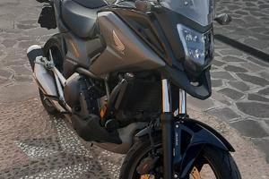 Honda NC 750 - 2020
