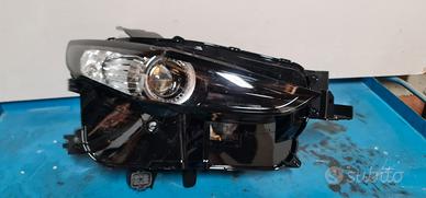 faro anteriore mazda cx 30
