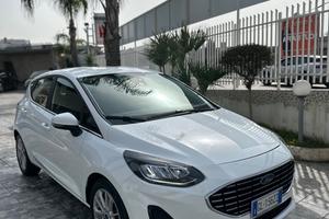 Ford Fiesta 1.0 Ecoboost Hybrid 125 CV 5 porte Tit