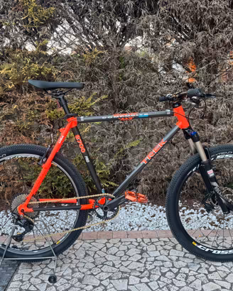 Trek 8700 pro carbon