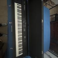 ROLAND RD 300NX