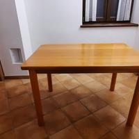 tavolo allungabile e 3 sedie