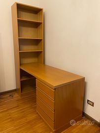 Scrivania anni '90 con libreria e cassetti