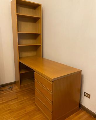 Scrivania anni '90 con libreria e cassetti