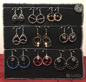 Orecchini in alluminio e Swarovski 