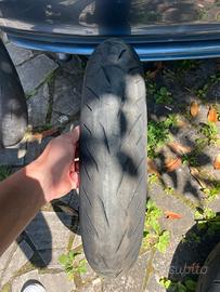 Gomma moto Bridgestone 120/70 zr17