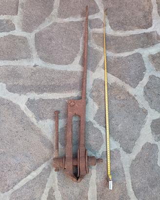 Morsa da fabbro antica